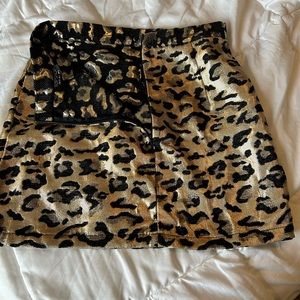 Top shop leopard print mini skirt size small or size 2
